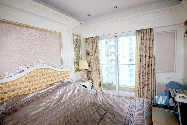 Luxury 03 bedrooms apartment with lake view for rent in Gold Westlake Building, Tay Ho district 